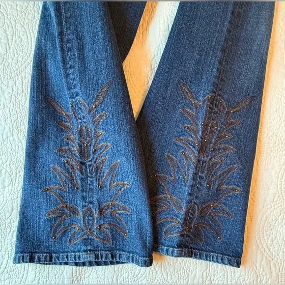 Ralph Lauren Elegant Dark Blue Flare Jeans with embroidered legs. size 14 - Picture 7 of 8